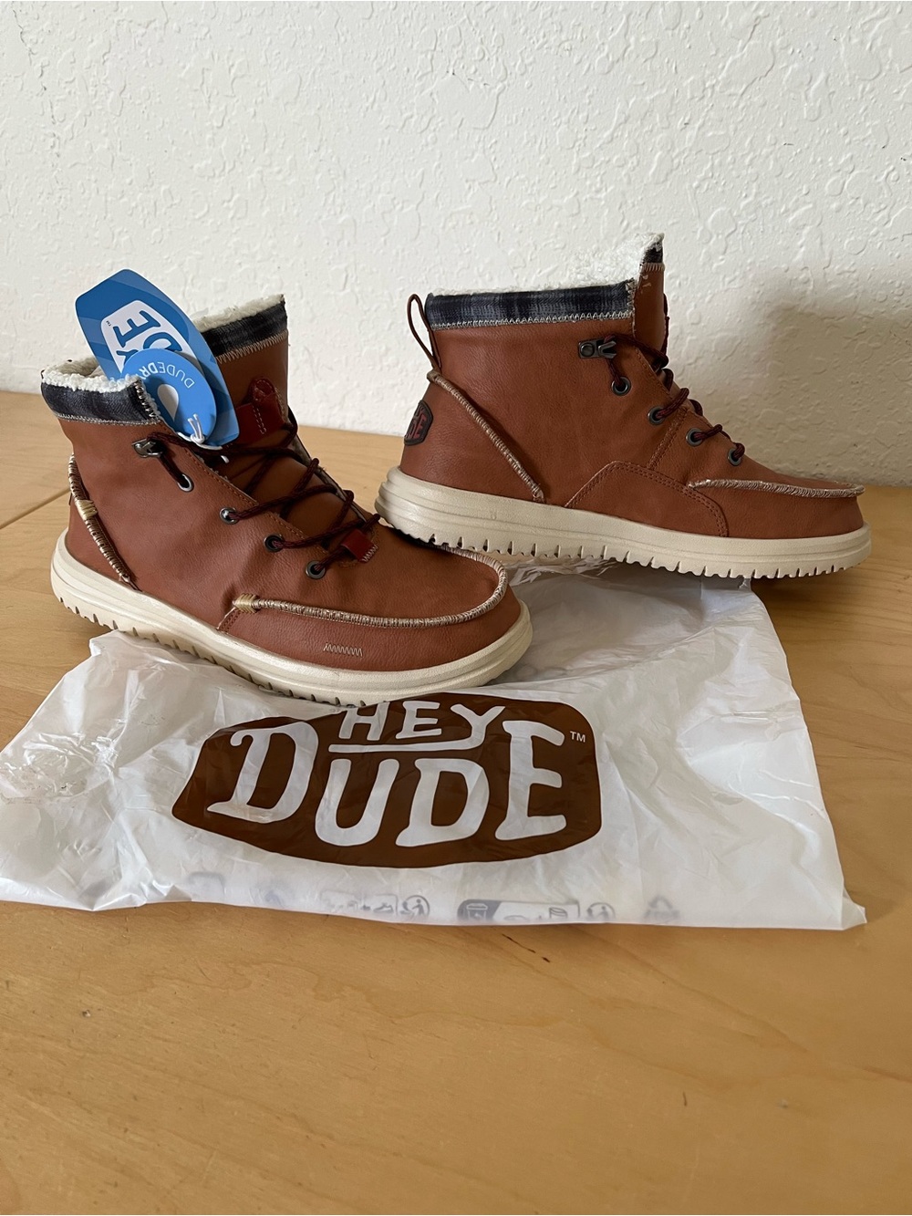 Hey Dude Bradley Classic US11 water repellent Tan Brown Lace-Up Chukka Boots - Picture 2 of 11